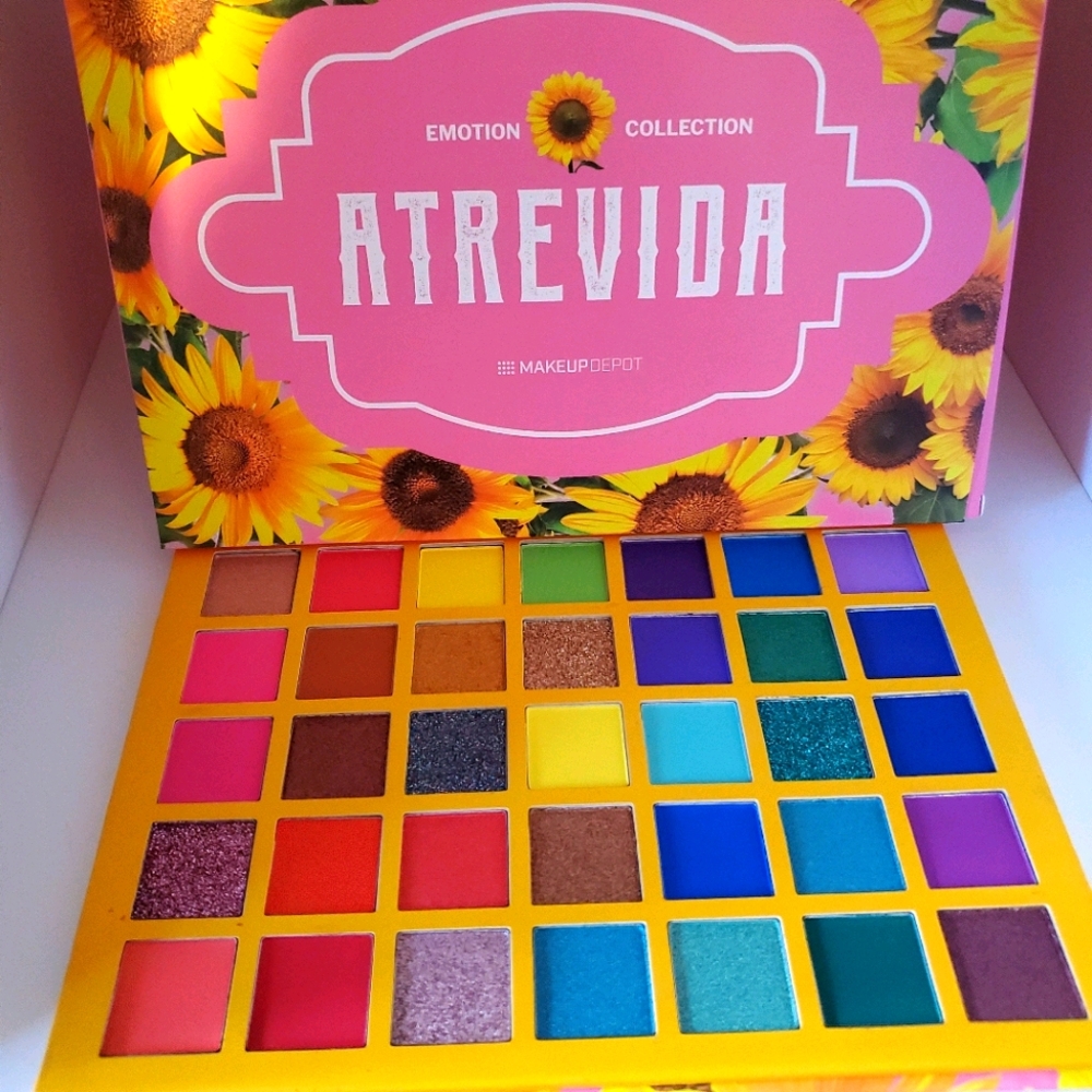 ATREVIDA palette